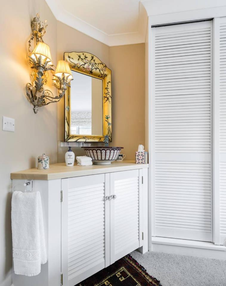3 Bedroom Apartment On Portobello Road In Notting Hill ロンドン エクステリア 写真